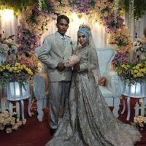 Zaenab Buzzuhriyah profile icon