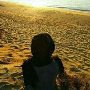 Retno Otistawati profile icon