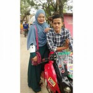 Marjani/sari profile icon