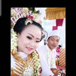 Laras Setia Ningsih profile icon