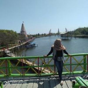 Tri Wulandari profile icon