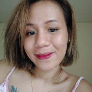 Lyra Crisostomo profile icon