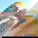 Indah Riawaningsih profile icon