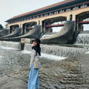 Nisrina Nadhifah811 profile icon