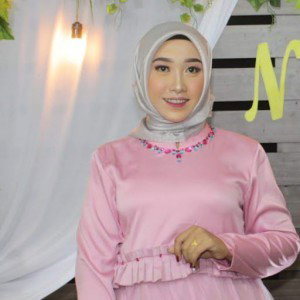 ria novita profile icon
