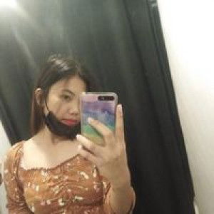 Elaine Reyes profile icon