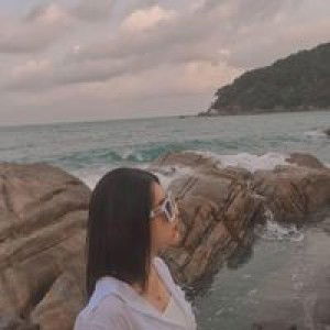 นา ข้าว. profile icon