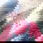 Hoang Thi profile icon