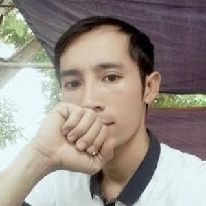 Huan Nguyen profile icon