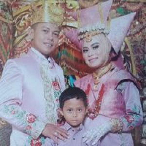 Yesi Apriani profile icon