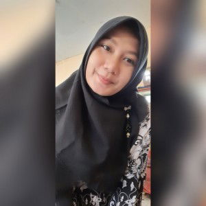 Umi Khomariyah profile icon