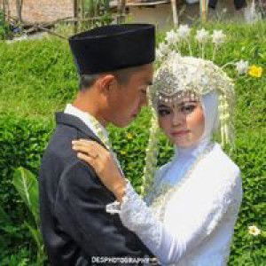 Euis Suherty profile icon