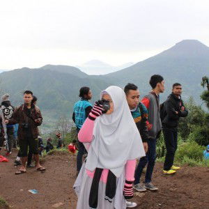 yuli yulianti profile icon