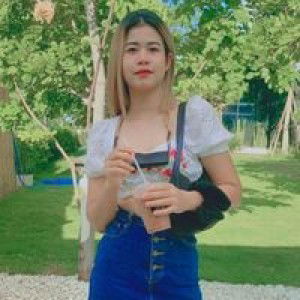 Intira Rukitna profile icon