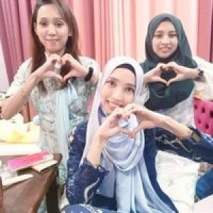 Rufaida Zaharin profile icon