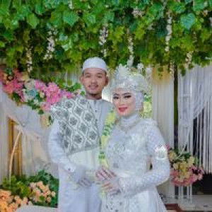 Yuni Ayu Puji Astuti profile icon