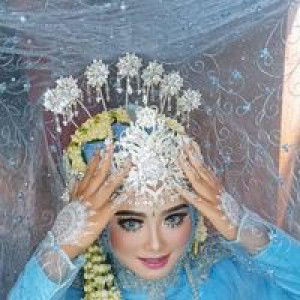 Antii SilverQueen profile icon