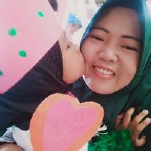 Nuurr Ibuu Khaira profile icon