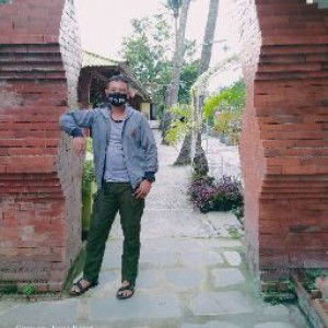 Dwi Noviyanti profile icon