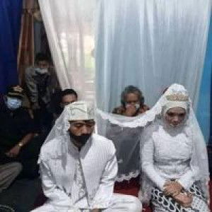 Bintang Mery Andini profile icon