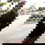 Nur Azurin profile icon