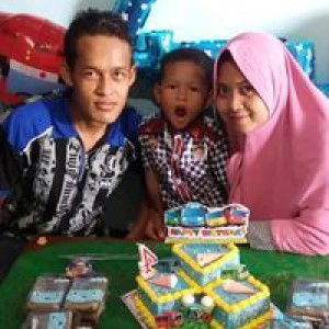 Desy Fabiella profile icon