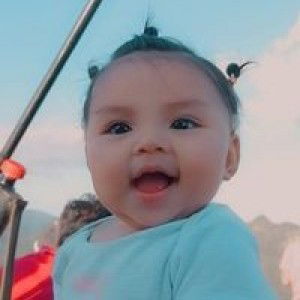 Lian Ross Lapesigue Segovia profile icon