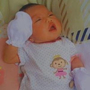 Carlinepearl Moniva Valentin profile icon