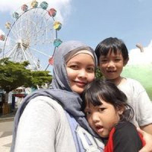 Dian Noviati Ayuningtias profile icon