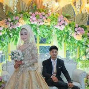 Anty Putri Pertama profile icon