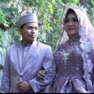 Lina Latados profile icon