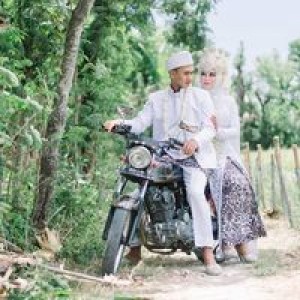 Umi Nur Syamsiah profile icon
