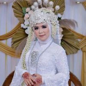 Rena Purwanti profile icon