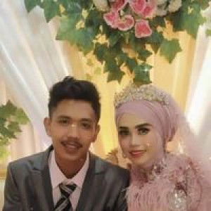 Siti Nuryanah profile icon