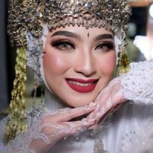 Indah Tri Utami profile icon