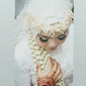 Rindri Dikyawati profile icon