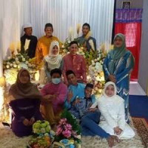 Anis Shafiqah profile icon