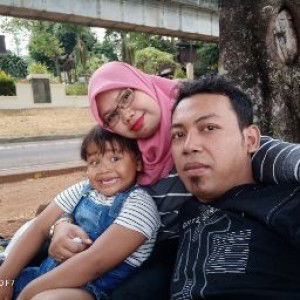 Opih Riyanah profile icon