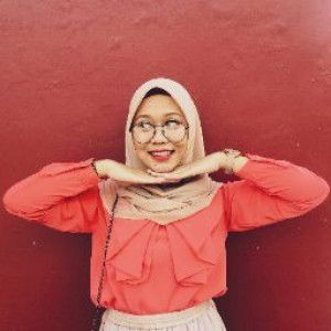 Esti Kartika Apriara (Rara) profile icon