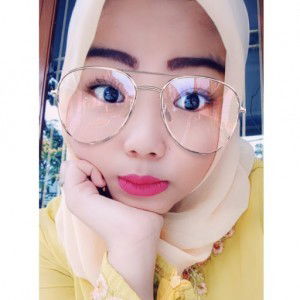 Sarah Ukhlia profile icon