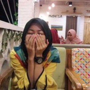 Ema Tiara Andhriyara profile icon