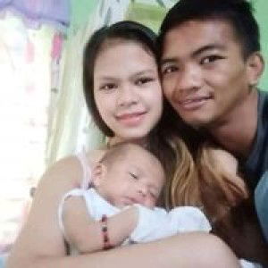 Resmeralda Salonga profile icon