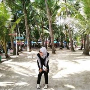 Dessy Nurwahyuni profile icon