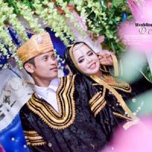 Aynie Poetri Tunggal profile icon