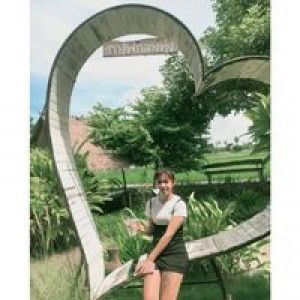 เฟิร์ส กลีเซอรีน profile icon