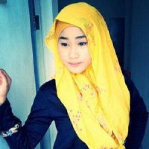 Desy Mutoharoh profile icon