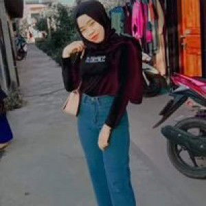 Sapeenah Sulong profile icon