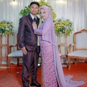 Nur Hayati profile icon