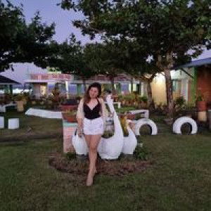 Minelle Abarientos profile icon