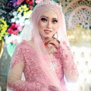 Siti Nurohmah profile icon